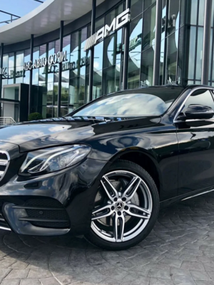 Mercedes Benz E 213
