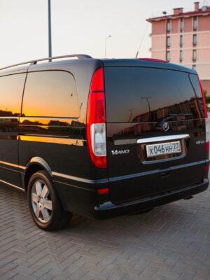 Mercedes Viano (Lux)